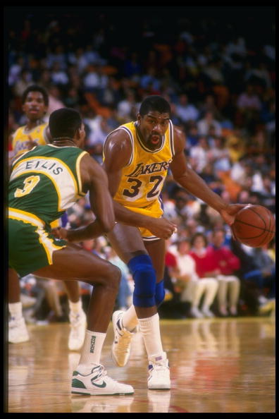 历史传奇：那些永远铭记的篮球之夜的简单介绍