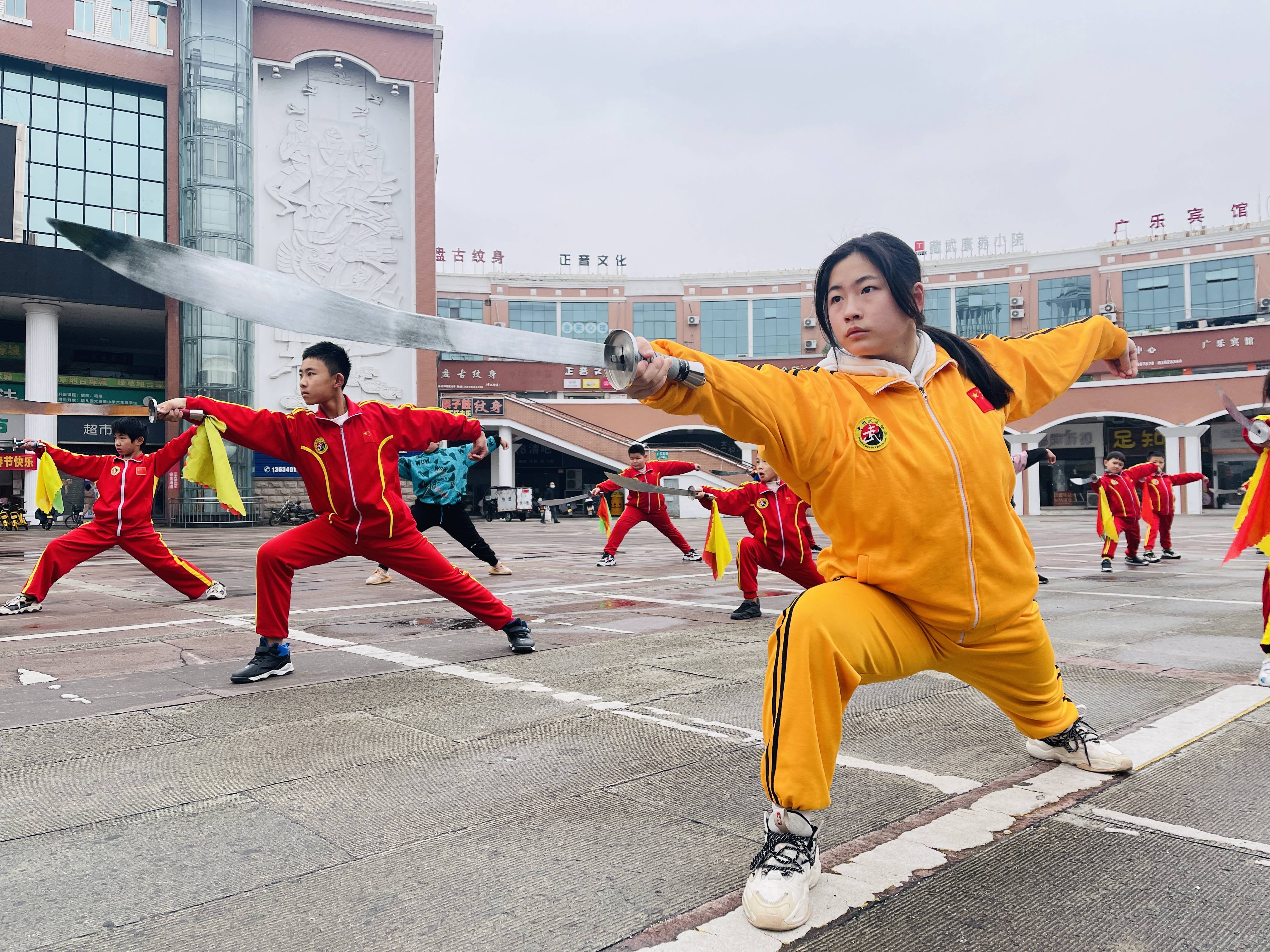 九游娱乐-全国武馆武术比赛，传承中华武艺魅力无限的简单介绍