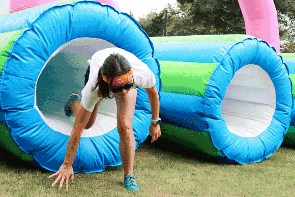 九游sports-包含大型充气障碍跑，趣味与运动同步进行的词条