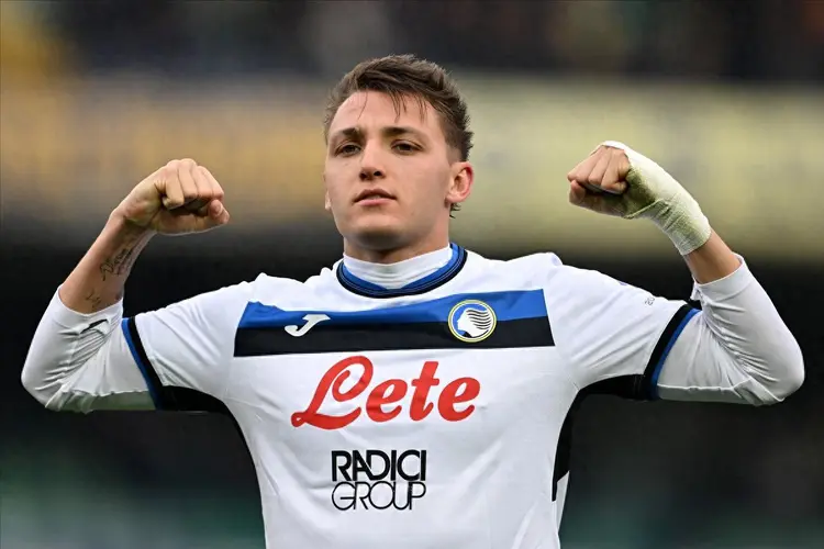 意甲前线对决,比分2-2,明星前锋各贡献一球,场均运球成功率85%的简单介绍 意甲前线对决,比分2-2,明星前锋各贡献一球,场均运球成功率85%的简单介绍